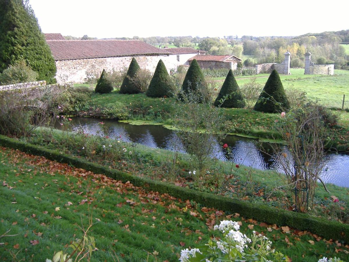 Chateau Du Fraisse Nouic Exterior foto